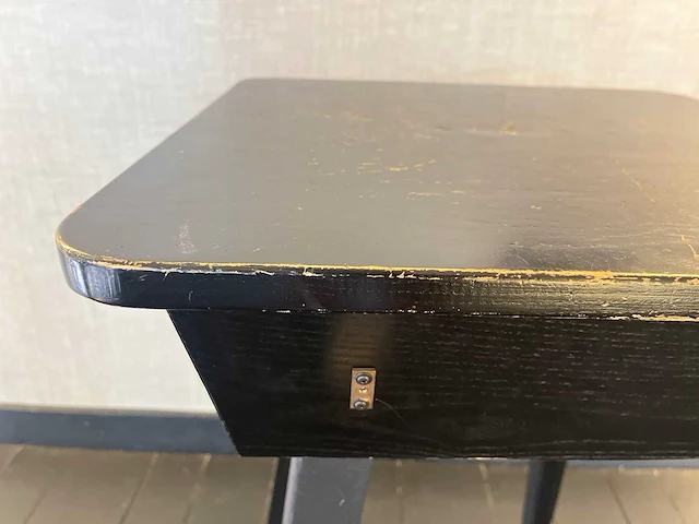 Mobiele houten schrijftafel met lade - afbeelding 5 van  8