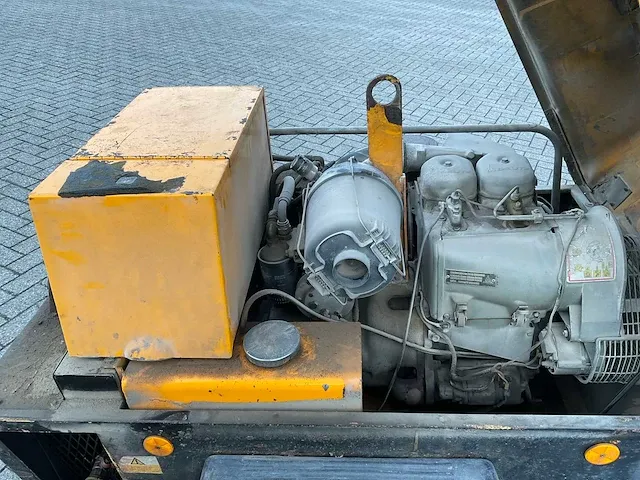 Mobiele luchtcompressor - afbeelding 5 van  18