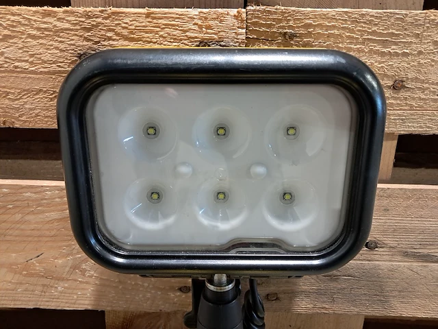 Mobiele oplaadbare werklamp peli, 9430 rals - afbeelding 13 van  15