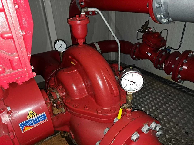 Mobiele pompkamer met sprinklerinstallatie - waterpomp - afbeelding 4 van  34