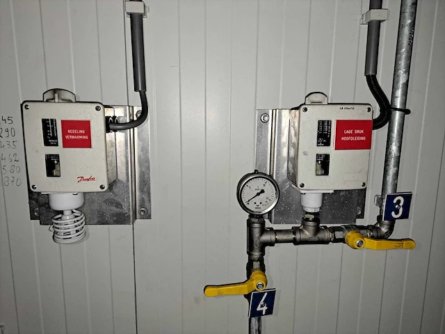 Mobiele pompkamer met sprinklerinstallatie - waterpomp - afbeelding 15 van  34