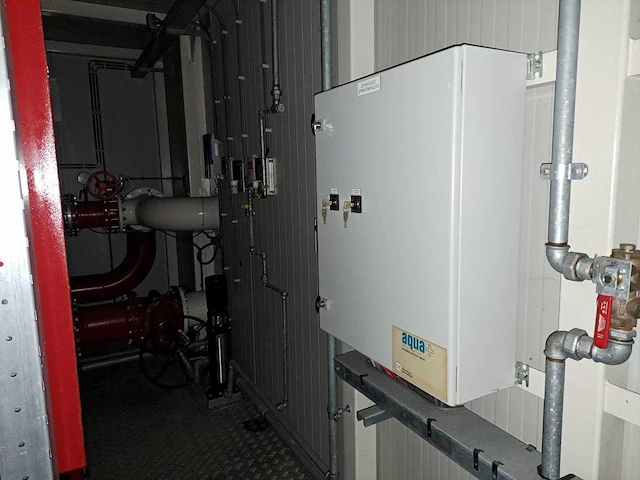 Mobiele pompkamer met sprinklerinstallatie - waterpomp - afbeelding 24 van  34