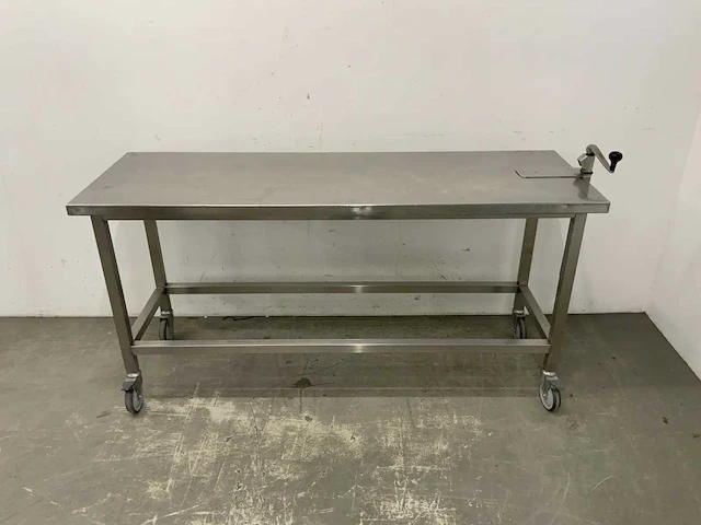 Mobiele rvs werktafel - afbeelding 2 van  6