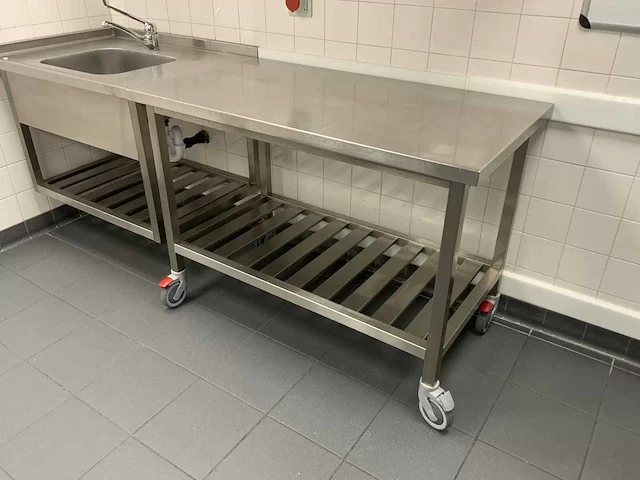 Mobiele rvs werktafel - afbeelding 1 van  5