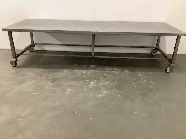 Mobiele rvs werktafel - afbeelding 4 van  4