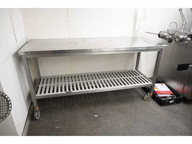 Mobiele rvs werktafel - afbeelding 1 van  4