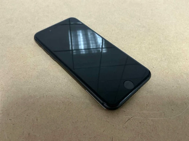 Mobiele telefoon - apple - a1905 - afbeelding 1 van  2