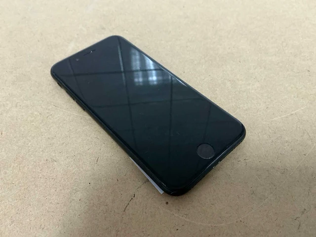 Mobiele telefoon - apple - a2296 - 64gb - afbeelding 1 van  2