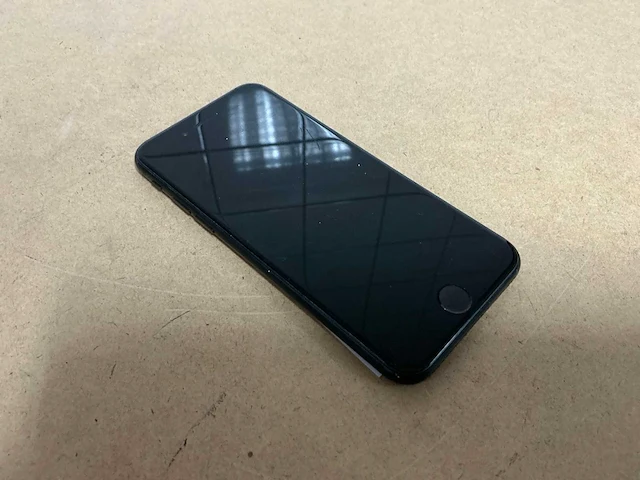 Mobiele telefoon - apple - a2296 - 64gb - afbeelding 1 van  2