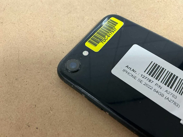 Mobiele telefoon - apple - a2783 - afbeelding 3 van  3