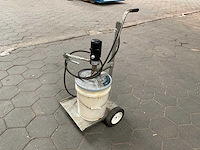 Mobiele vetpomp - afbeelding 1 van  6