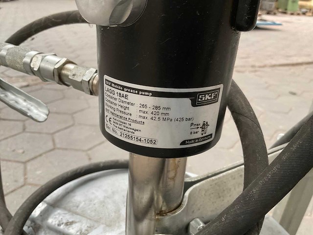 Mobiele vetpomp - afbeelding 6 van  6