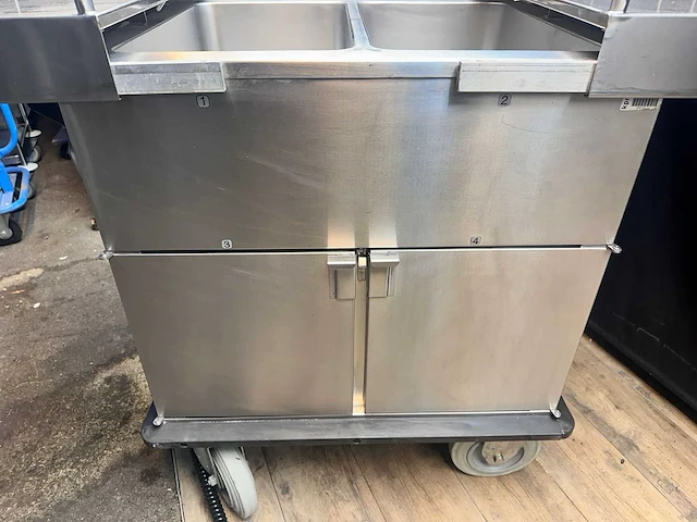 Mobiele warmtekar met au-bain-marie - afbeelding 5 van  8