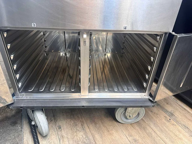 Mobiele warmtekar met au-bain-marie - afbeelding 6 van  8