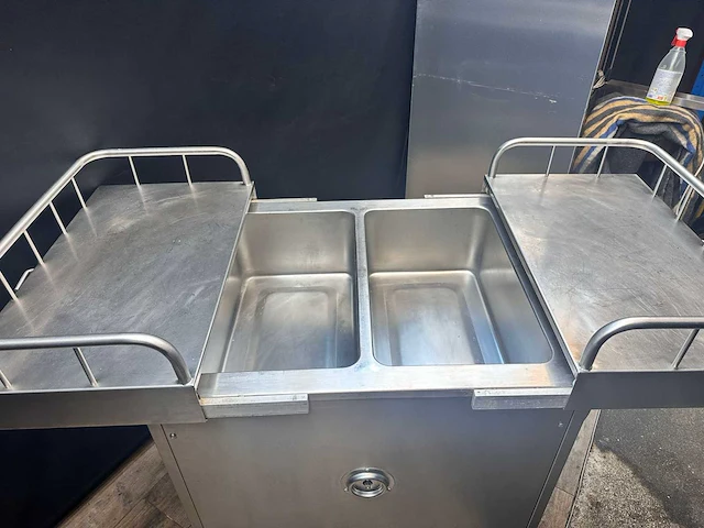Mobiele warmtekar met au-bain-marie - afbeelding 7 van  8