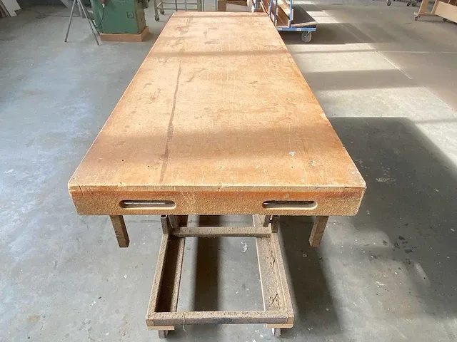 Mobiele werkbank, met krik - afbeelding 4 van  4