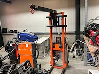 Mobiele werkplaatskraan - afbeelding 1 van  8