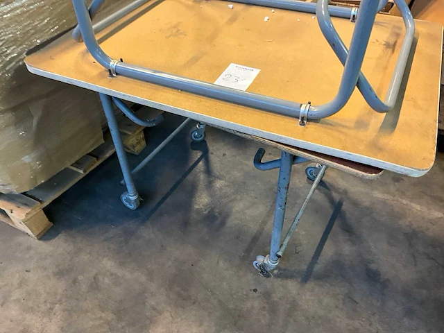 Mobiele werktafel - afbeelding 2 van  4