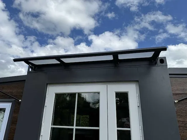 Mobiele woonunit / tiny house met twee slaapkamers en keuken 36m2 - afbeelding 11 van  55