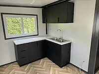 Mobiele woonunit / tiny house met twee slaapkamers en keuken 36m2 - afbeelding 17 van  55
