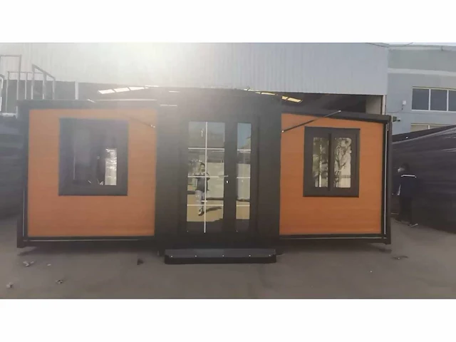 Mobiele woonunit / tiny house met twee slaapkamers en keuken 36m2 - afbeelding 2 van  56