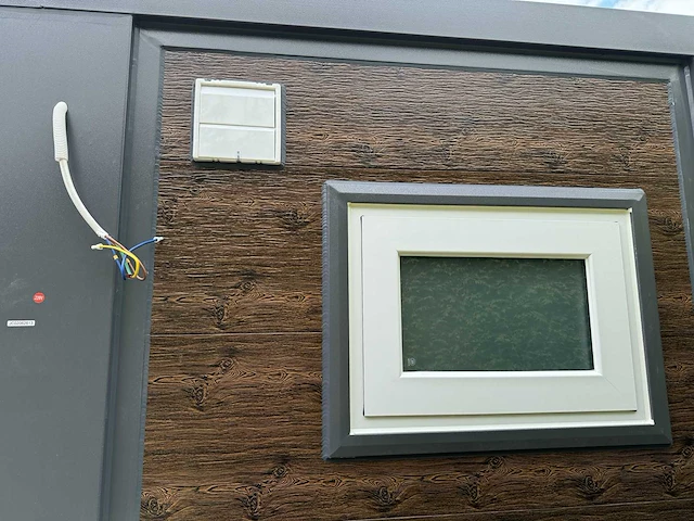 Mobiele woonunit / tiny house met twee slaapkamers en keuken 36m2 - afbeelding 14 van  56