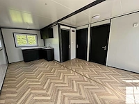 Mobiele woonunit / tiny house met twee slaapkamers en keuken 36m2 - afbeelding 16 van  56