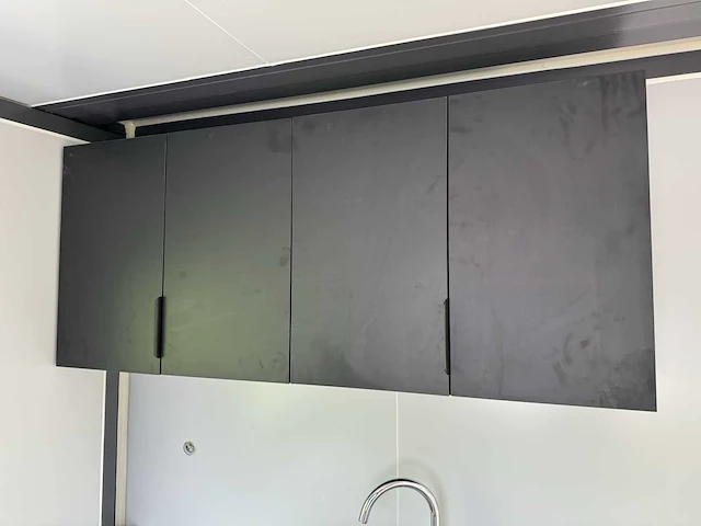 Mobiele woonunit / tiny house met twee slaapkamers en keuken 36m2 - afbeelding 27 van  56