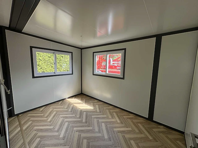 Mobiele woonunit / tiny house met twee slaapkamers en keuken 36m2 - afbeelding 50 van  56