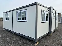 Mobiele woonunit / tiny house met twee slaapkamers en keuken - afbeelding 5 van  68