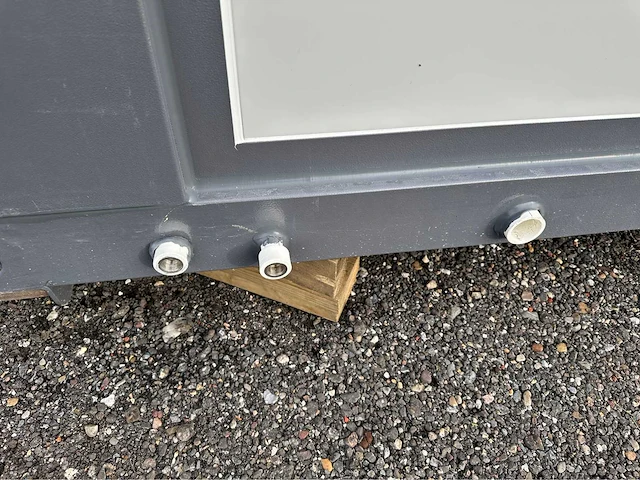 Mobiele woonunit / tiny house met twee slaapkamers en keuken - afbeelding 17 van  70