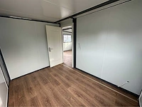 Mobiele woonunit / tiny house met twee slaapkamers en keuken - afbeelding 39 van  70