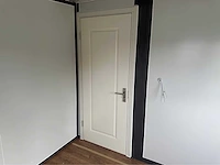 Mobiele woonunit / tiny house met twee slaapkamers en keuken - afbeelding 40 van  70