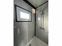 Mobiele woonunit / tiny house met twee slaapkamers en keuken - afbeelding 51 van  70