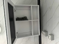 Mobiele woonunit / tiny house met twee slaapkamers en keuken - afbeelding 58 van  70