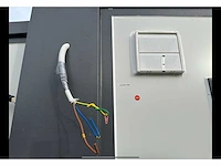 Mobiele woonunit / tiny house met twee slaapkamers en keuken - afbeelding 3 van  68