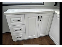 Mobiele woonunit / tiny house met twee slaapkamers en keuken - afbeelding 15 van  68