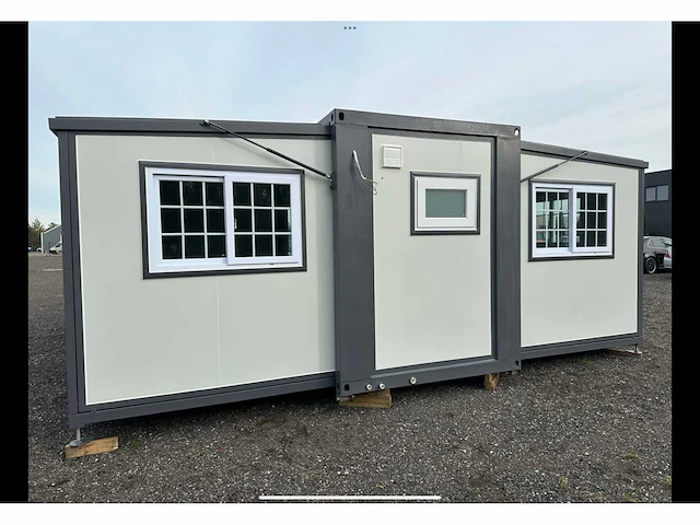 Mobiele woonunit / tiny house met twee slaapkamers en keuken - afbeelding 52 van  68