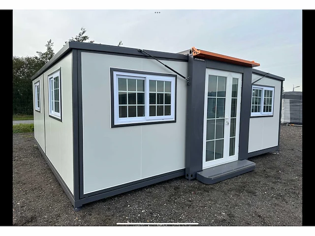 Mobiele woonunit / tiny house met twee slaapkamers en keuken - afbeelding 54 van  68