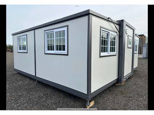 Mobiele woonunit / tiny house met twee slaapkamers en keuken - afbeelding 68 van  68