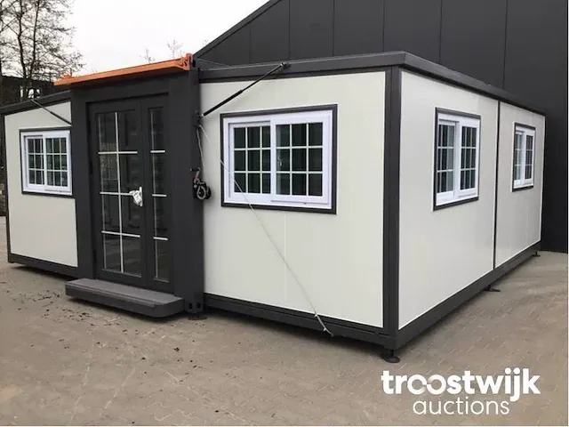 Mobiele woonunit / tiny house - afbeelding 1 van  47
