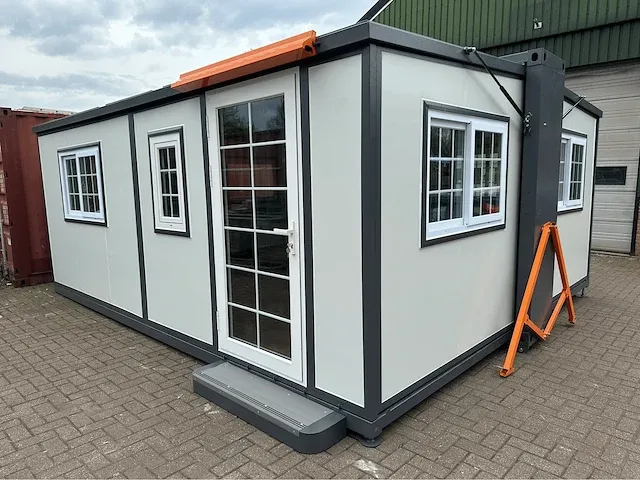 Mobiele woonunit / tiny house - afbeelding 2 van  23