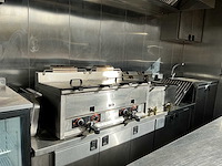Mobilchef ingerichte mobiele snackbar / container-snackbar - afbeelding 8 van  40