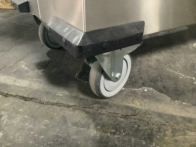 Mobile - bordenwagen - afbeelding 4 van  4