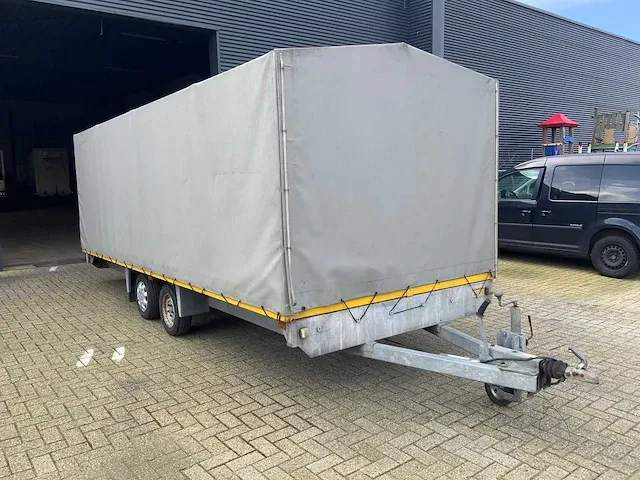 Mobile grand café - trekker-oplegger combinatie - afbeelding 17 van  120