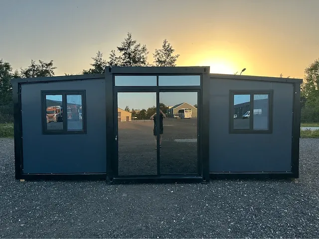 Mobile houses nl - complete deluxe dark grey - tiny house / chalet complete deluxe dark grey - afbeelding 1 van  63