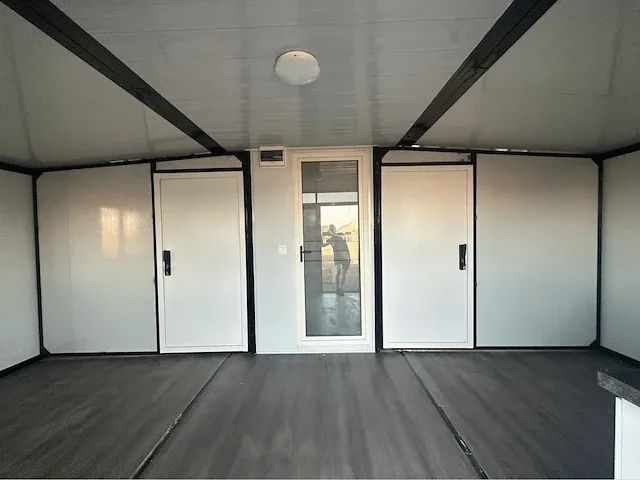 Mobile houses nl - complete deluxe dark grey - tiny house / chalet complete deluxe dark grey - afbeelding 38 van  63