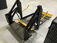 Mobility persoonsbus rolstoel liftsysteem - afbeelding 3 van  7