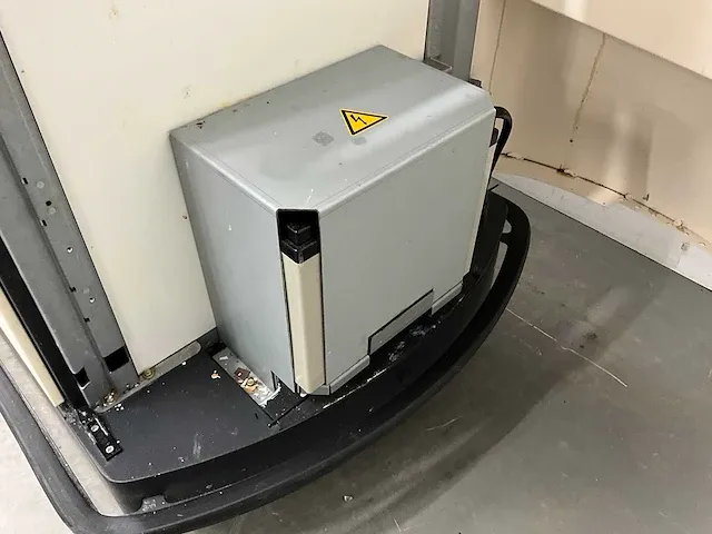Mobitech - 7.190 upgrade - gekoelde maaltijden serveerwagen - afbeelding 11 van  12