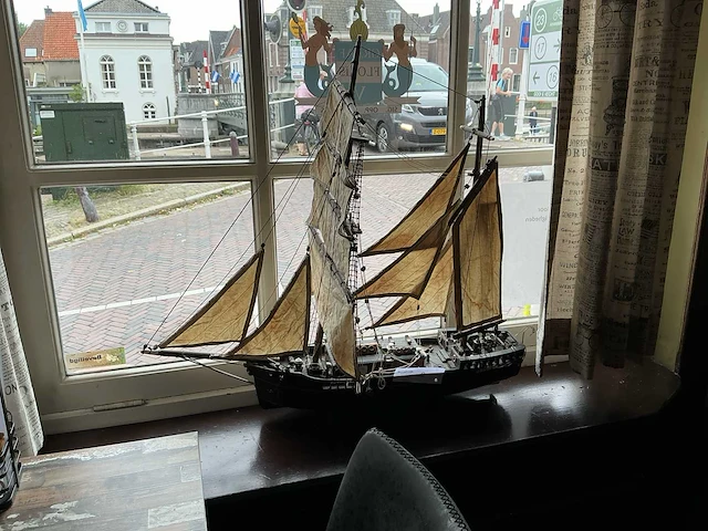 Model zeilboot - afbeelding 1 van  4